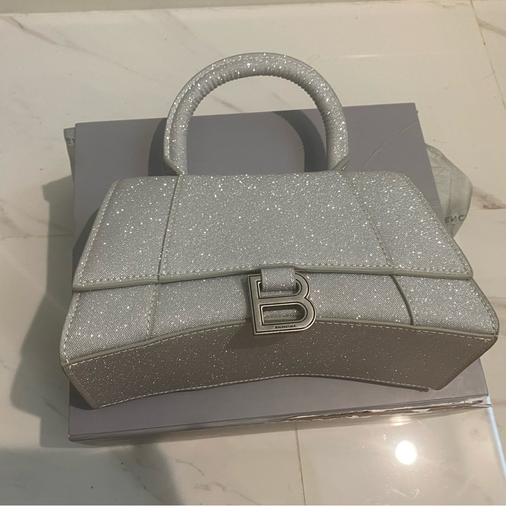 Balenciaga hourglass shoulder bag NWB